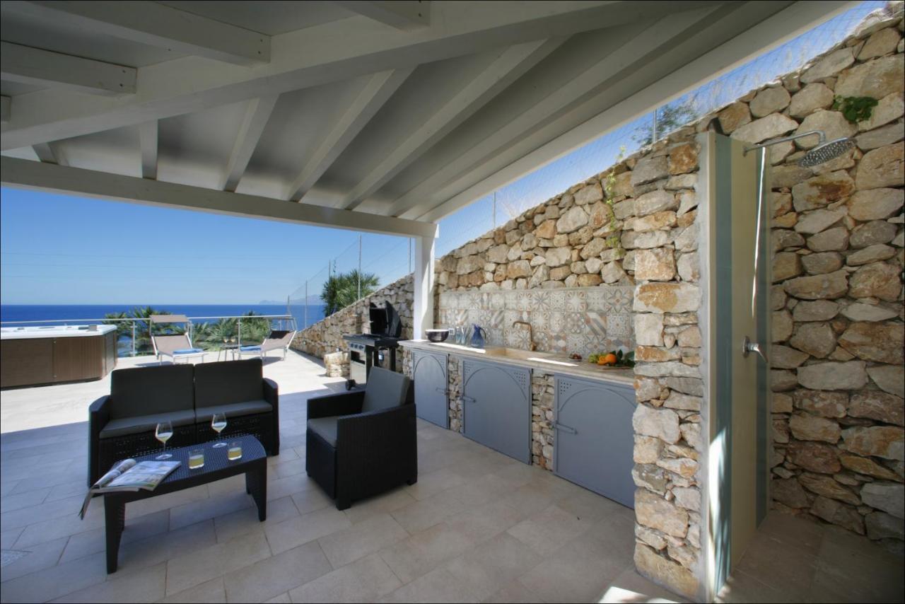 Villa Antonia - Vasca Idromassaggio Terrazza Vista Mare San Vito Lo Capo Exterior foto